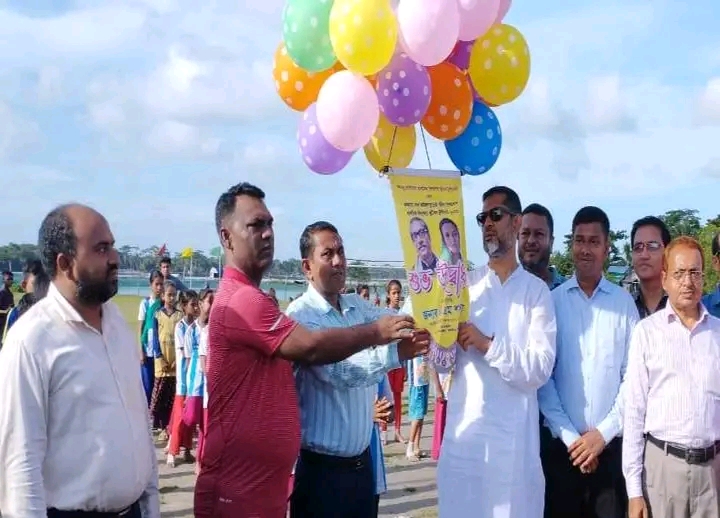 গলাচিপায় বঙ্গবন্ধু শেখ মুজিব ও শেখ ফজিলাতুন নেছা মুজিব ফুটবল টুর্নামেন্ট উদ্বোধন