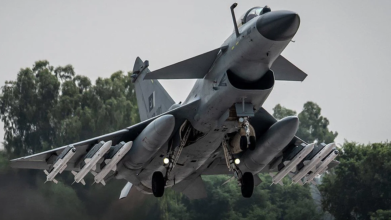 মাত্র ৮৭ ঘণ্টার যুদ্ধে ভারতের অর্থনৈতিক ক্ষতি ৮৩ বিলিয়ন ডলার