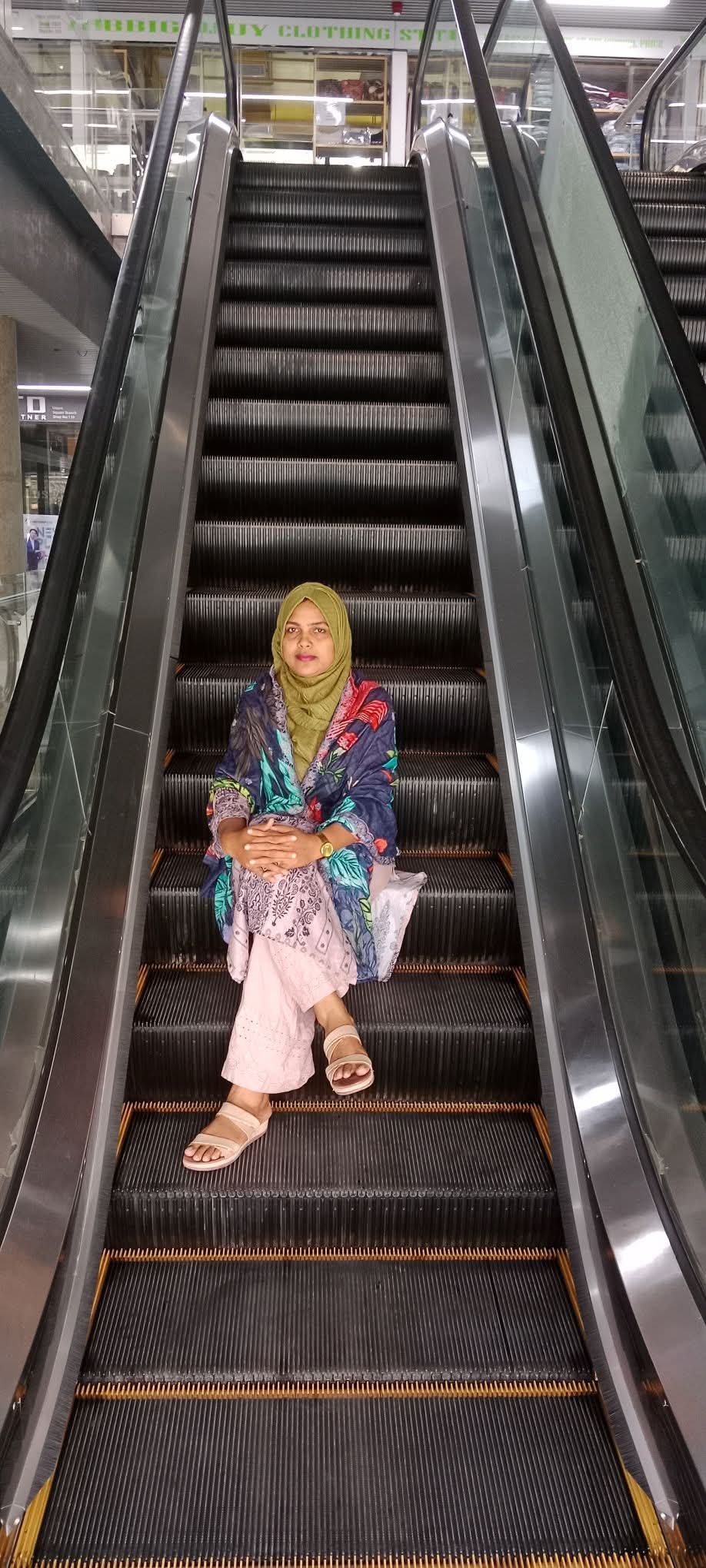 নারীবিদ্বেষী মন্তব্য ঘিরে তীব্র সমালোচনা, কর্মজীবী নারীর প্রতিবাদী বক্তব্য ভাইরাল