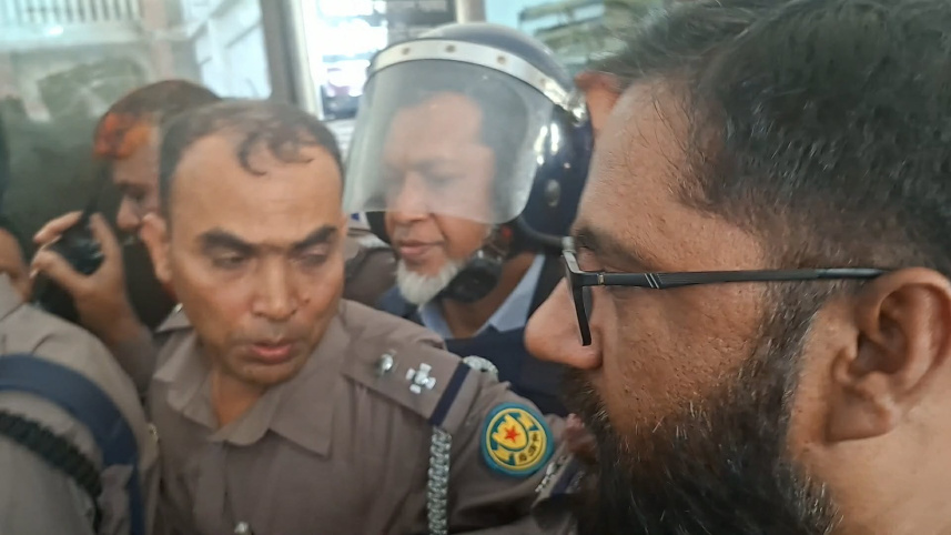 শফিকুর রহমানের এক্স অ্যাকাউন্ট হ্যাক মামলায় বঙ্গভবনের কর্মকর্তা সরওয়ার আলমের জামিন