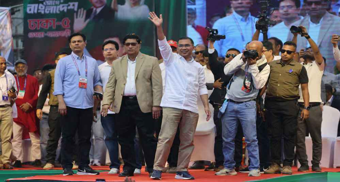 তারেক রহমানের দেশে প্রত্যাবর্তন, নির্বাচনে প্রধান প্রার্থী হিসেবে এগিয়ে