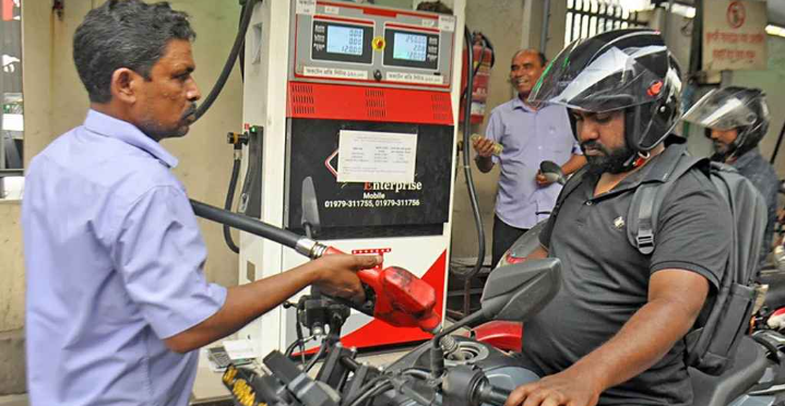 জ্বালানি তেল সরবরাহে শৃঙ্খলা আনতে ডিসিদের ৯ নির্দেশনা